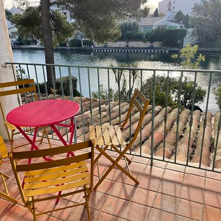Appartement Centre Port-Grimaud Avec Vue Magnifique Sur La Giscle ภายนอก รูปภาพ